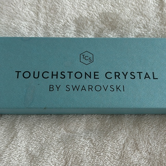 TOUCHSTONE CRYSTAL ICE BRACELET - Picture 3 of 3